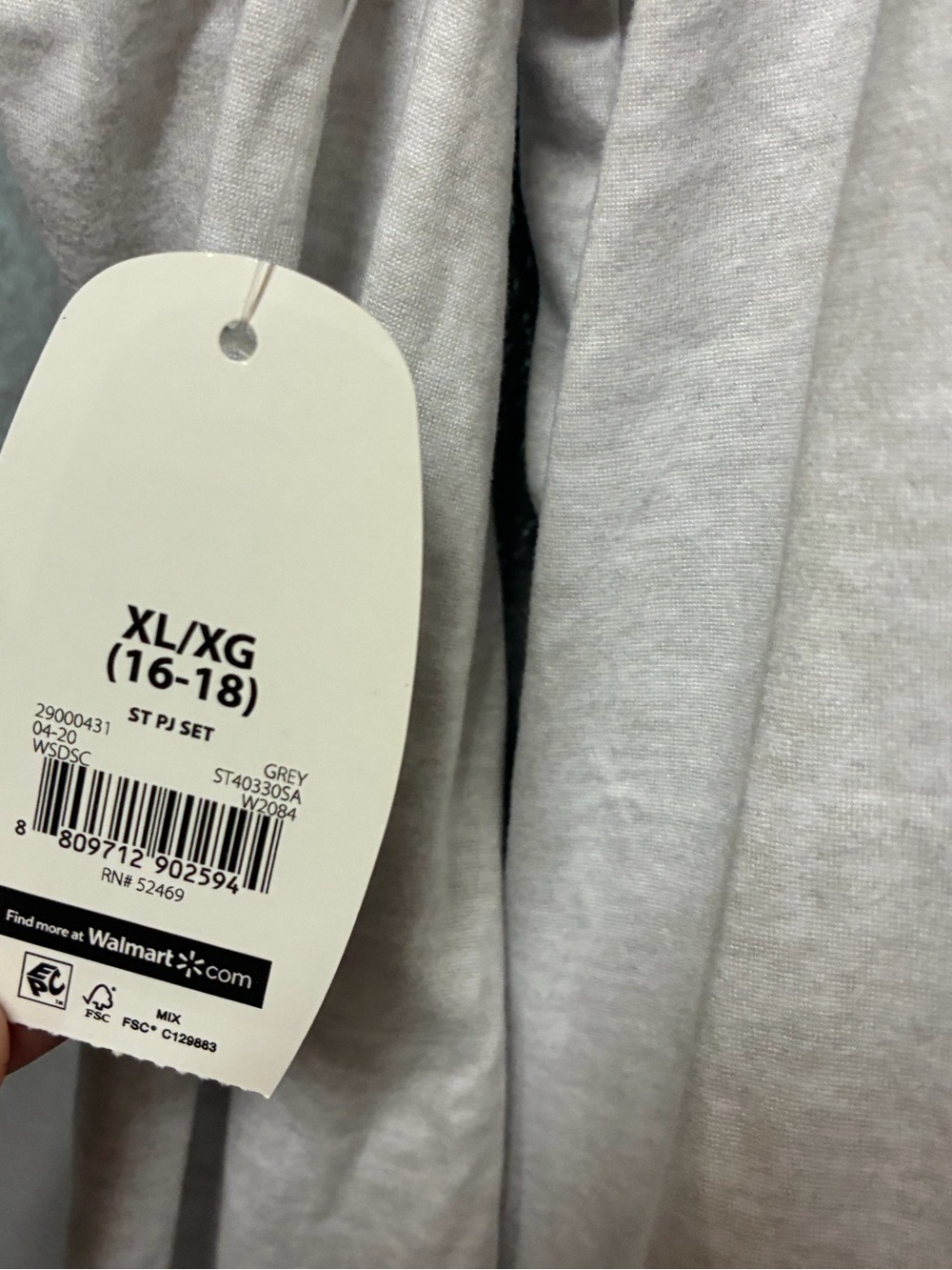 Secret Treasures White Long Sleeve Tee with Maroon Graphic - Picture 6 of 10